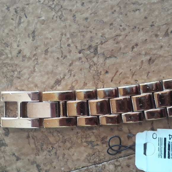 Armitron Now rosetone watch with Crystal accents. Used with tag. - Picture 10 of 11